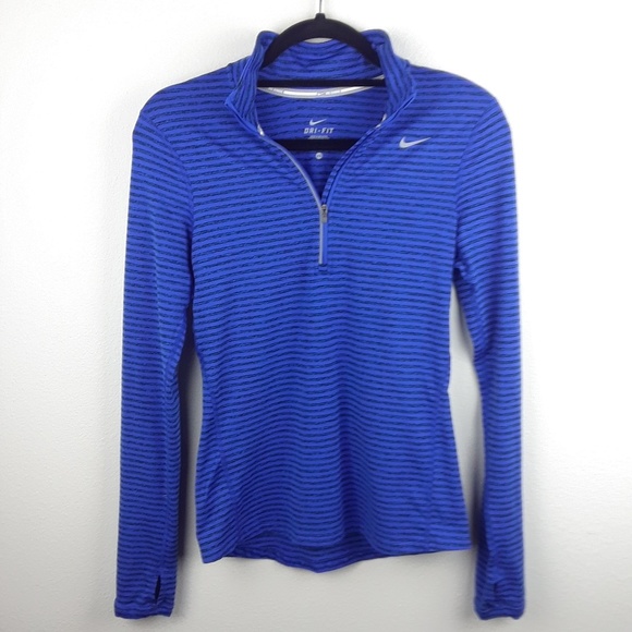 Nike Tops - Nike half zip long sleeve pullover Size XS
